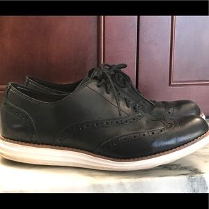 Cole Haan leather wingtip shoes Size 8B